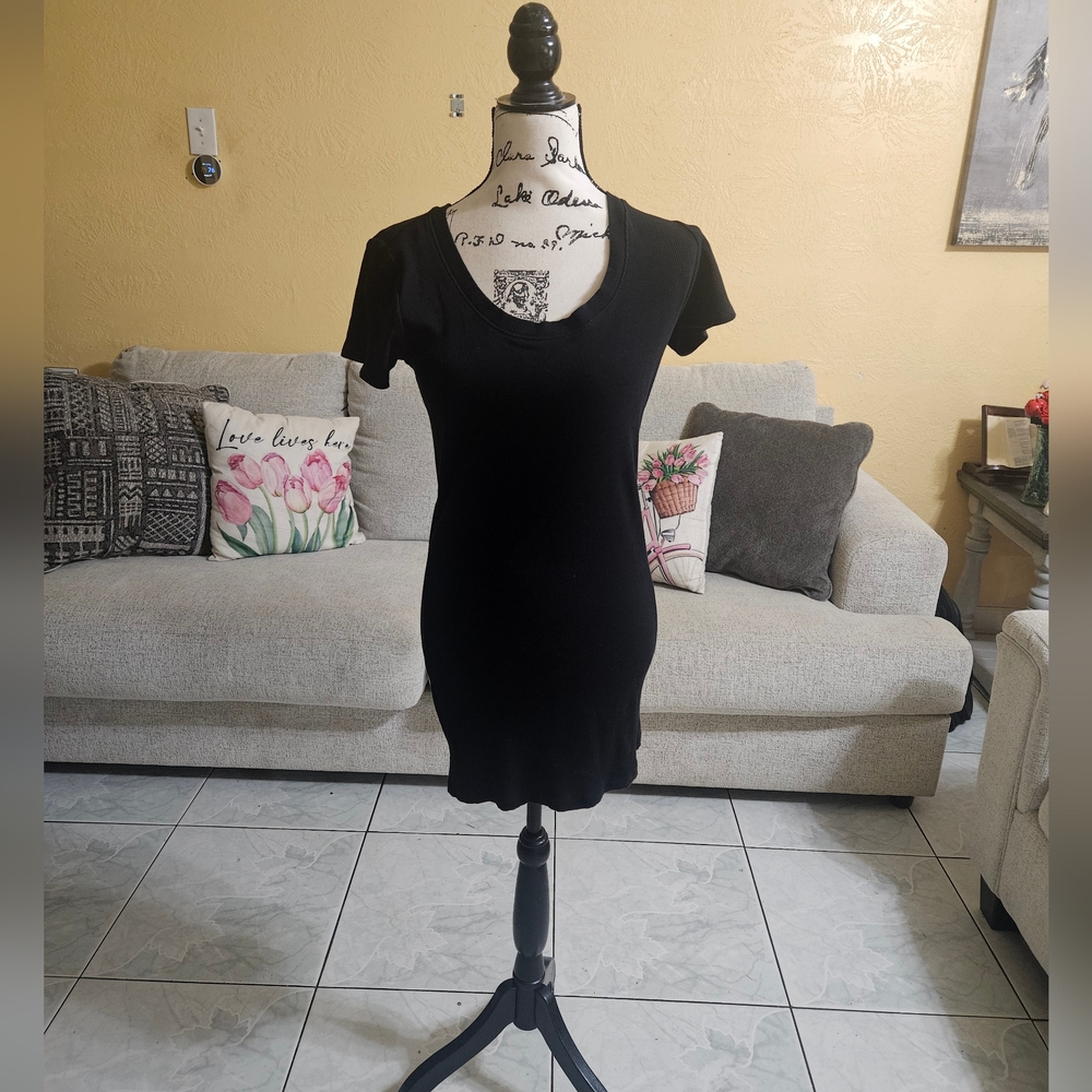 Black Short Sleeve Dress M